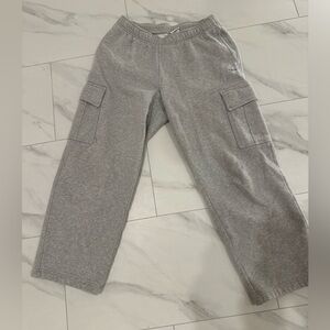 TNA Aritzia cargo sweatpantst